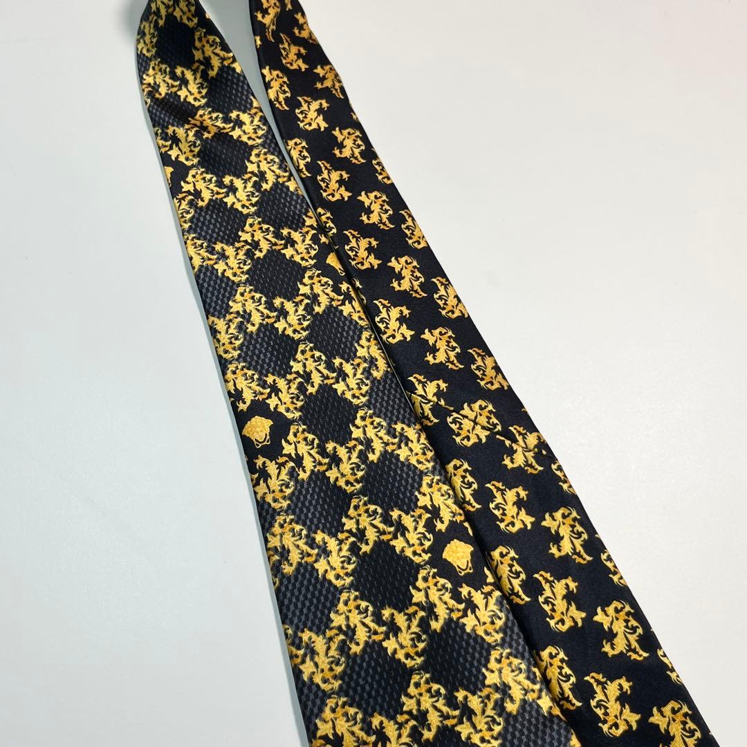 ✨美品✨VERSACE ヴェルサーチ　ネクタイ　バロック柄　メデューサ　ゴールド