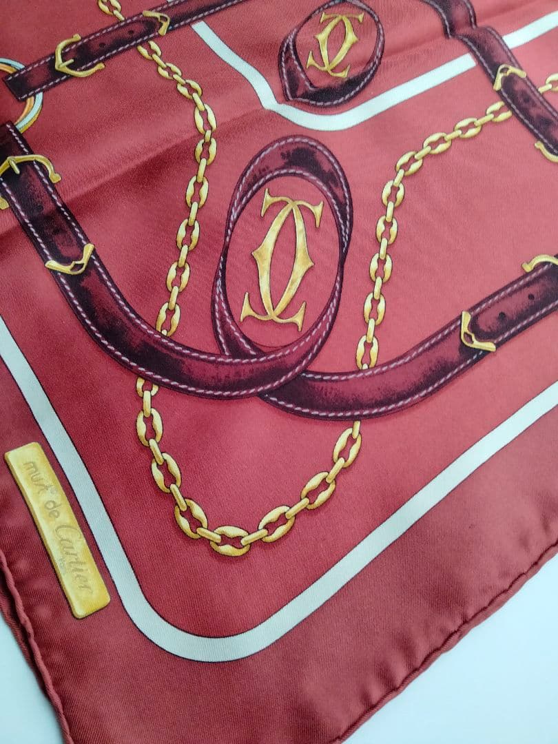 Cartierカルティエ大判シルクスカーフ　チェーン