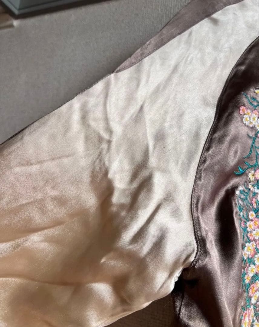 IOLANI トレンドスカジャン刺繍 居楽仁 L