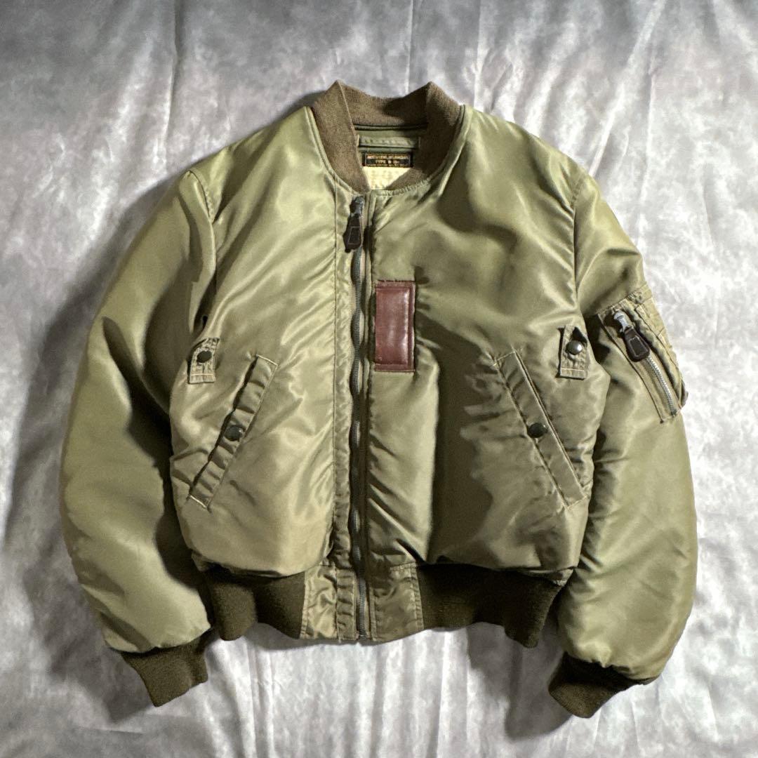 バズリクソンズ　B-15B（MOD.） フライトジャケット　KHAKI 復刻