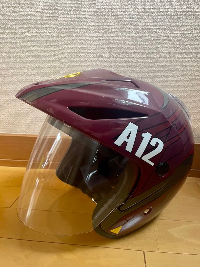 ヒ*ロ様 数量限定　抽選販売のレア品　A12 ガンダム　シャア専用ヘルメットXL