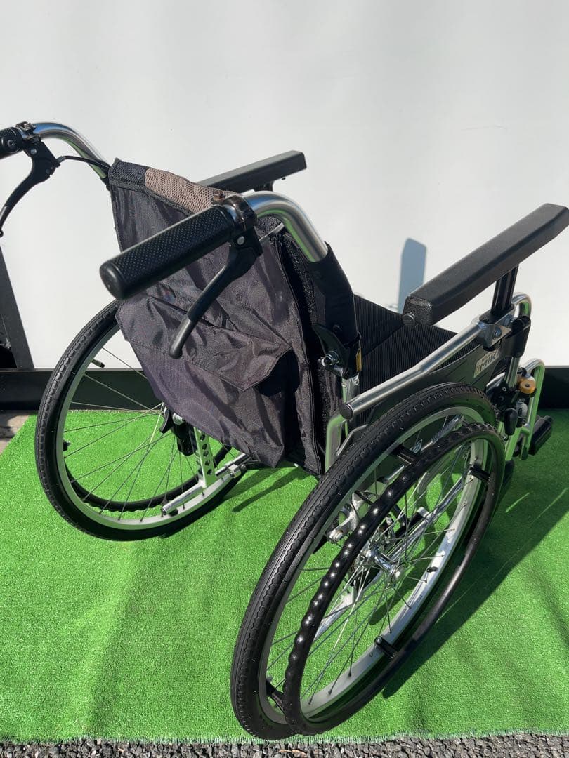 MIKI 自走用車椅子 myu4-22