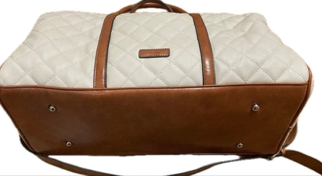 AMAIL キルティングボストンバッグ アイボリー　旅行用