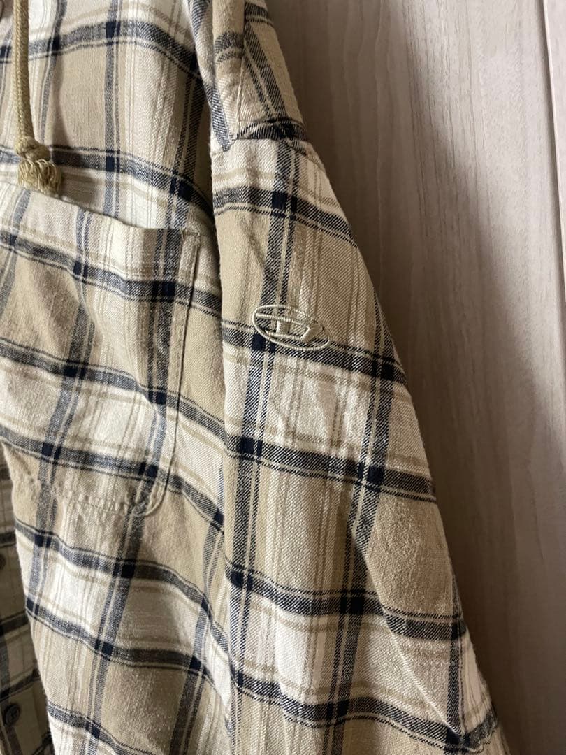 正規店購入 DIESEL A085390TFAJ シャツ チェック 50サイズ