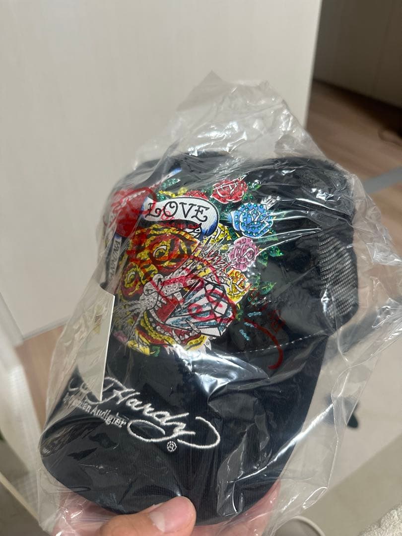 モ*ン様 ちゃんみな　Ed Hardy エドハーディー　刺繍キャップ