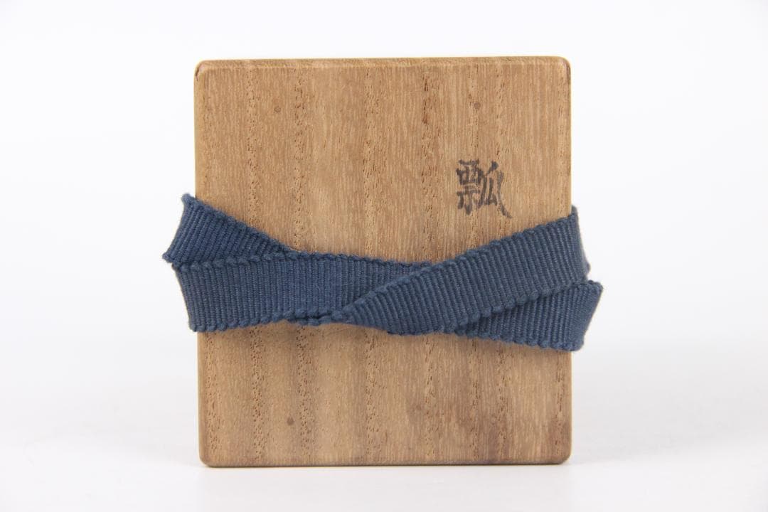 昇斎　作　鉄刀木 葫蘆形透かし 莨入 茶入　共箱 ED1-8