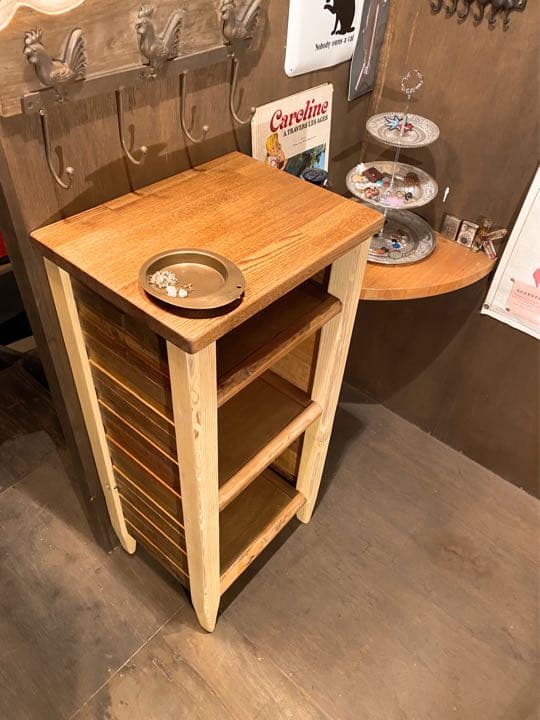 honey bee cabinet☆収納☆antique  wood