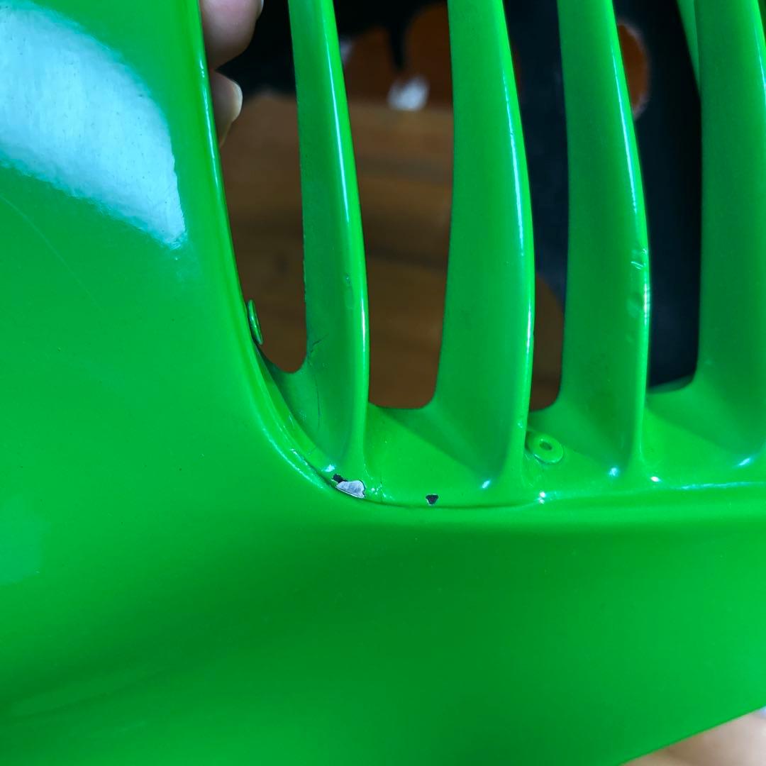 GPZ900R FRP製 ルーバー付アッパーカウル 1102