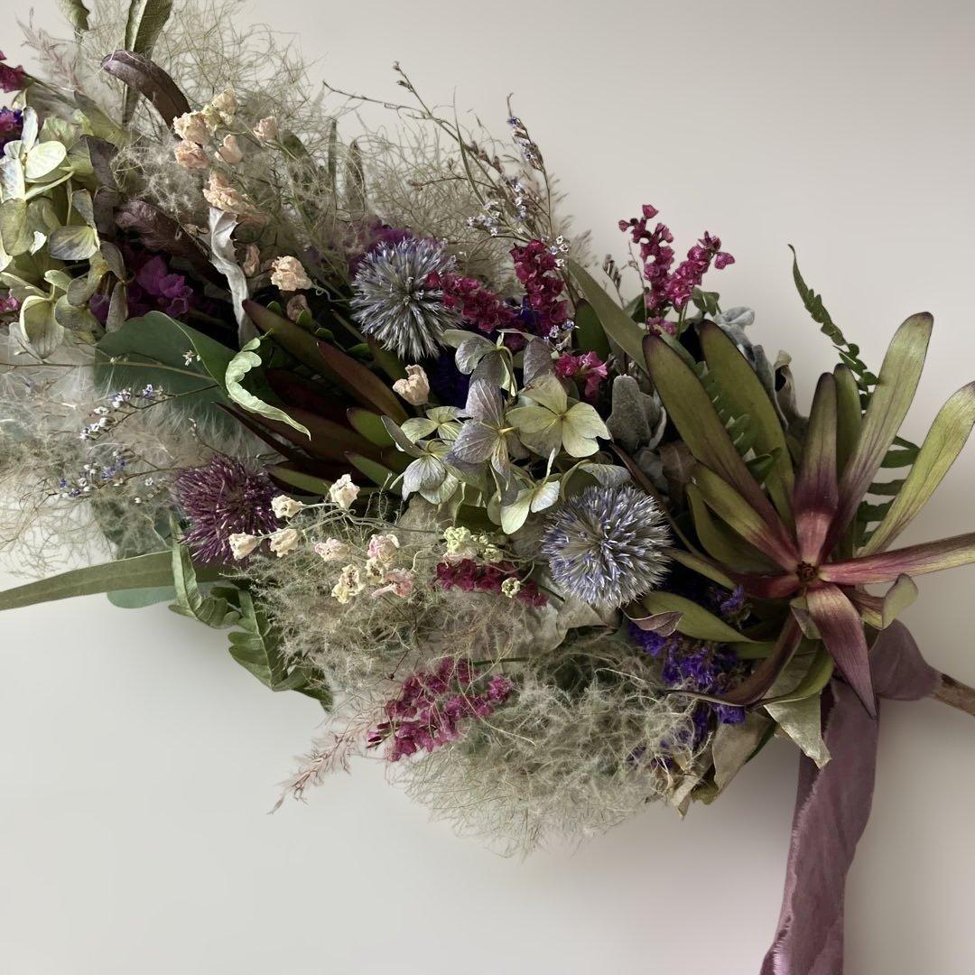 リューカデンドロンとルリタマアザミのアンティークな2Wayガーランド 紫陽花