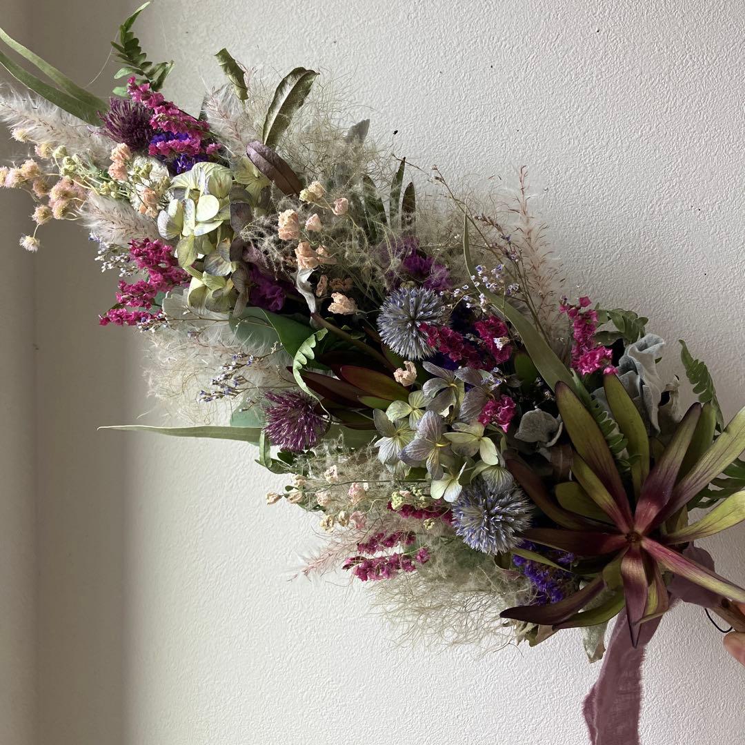 リューカデンドロンとルリタマアザミのアンティークな2Wayガーランド 紫陽花