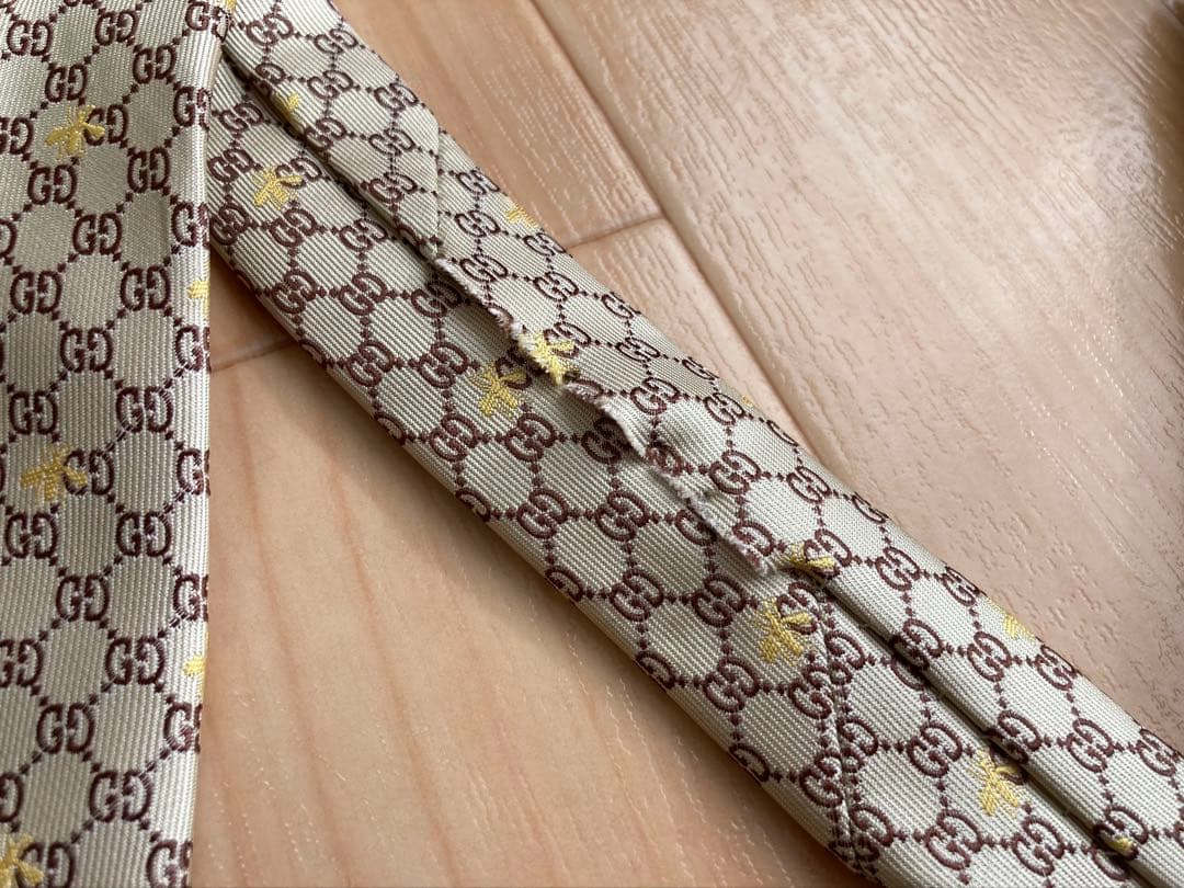 《中古》グッチ GUCCI 蜂 bee ネクタイ GG ゴールド