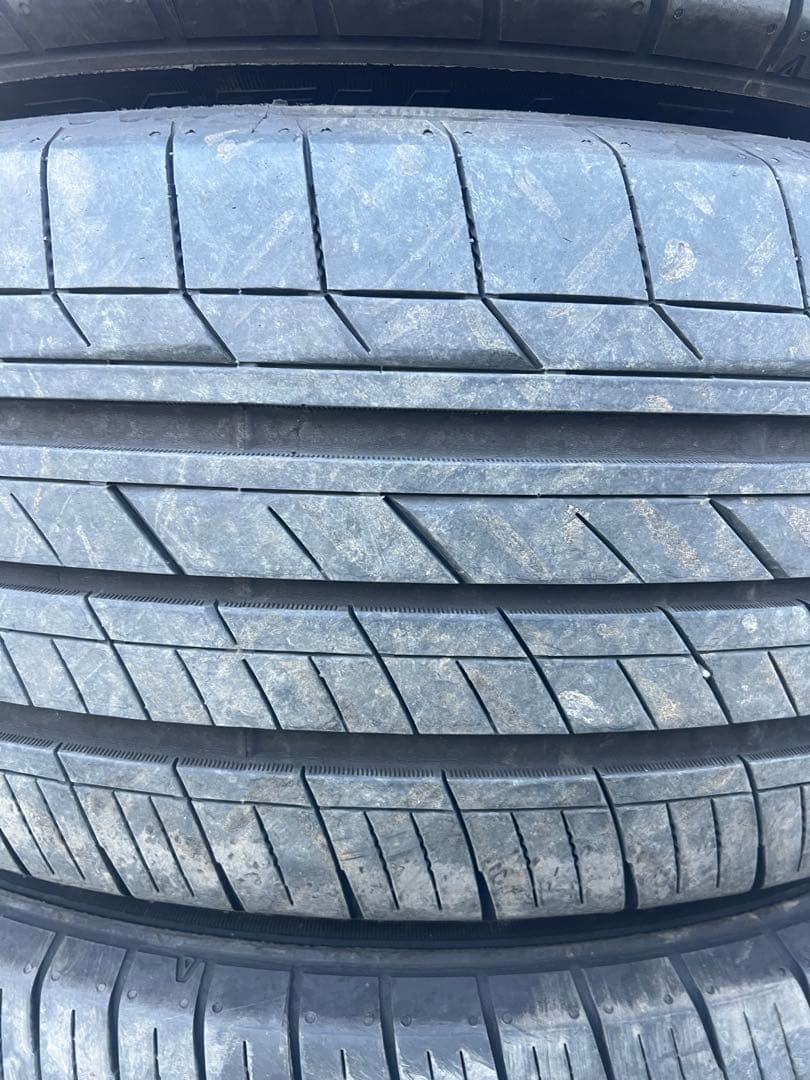 トーヨータイヤ　トランパス lu2 225/55r18 23年製