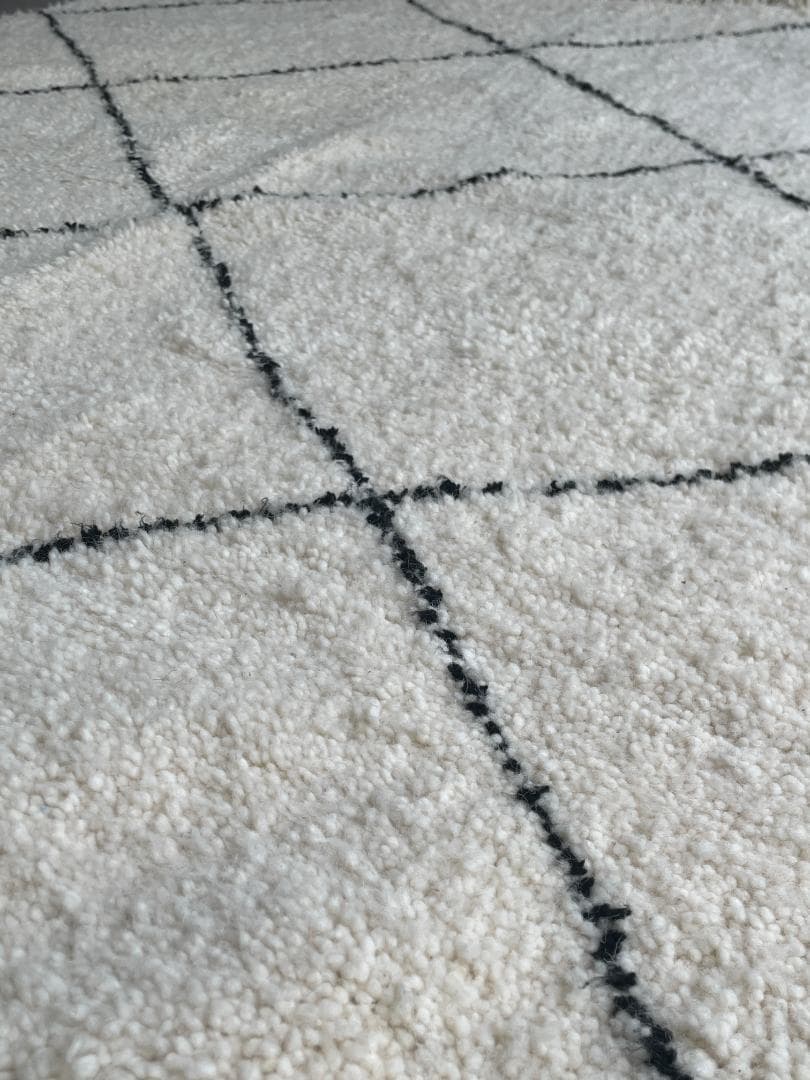 【Vintage Rug】184cm ×153cm　ベニワレン　ベルベル人