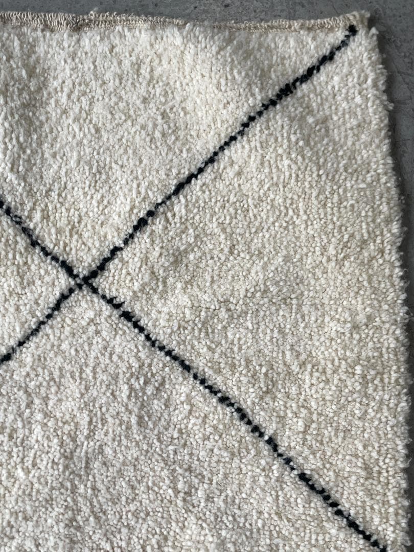 【Vintage Rug】184cm ×153cm　ベニワレン　ベルベル人