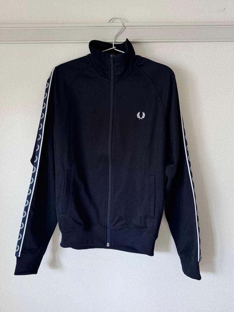 【フレッドペリー】Track Jacket 　ネイビー　 Sサイズ