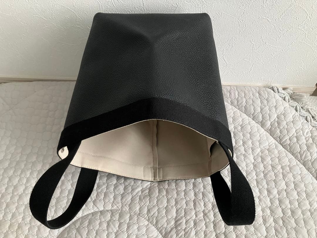 エルベシャプリエ　ノワール　ノワール　707gp