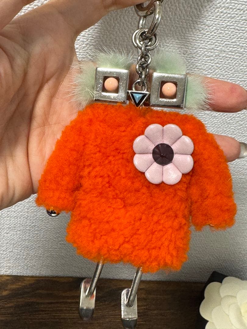 FENDI フェンディ　チャーム　キーホルダー　バグズ
