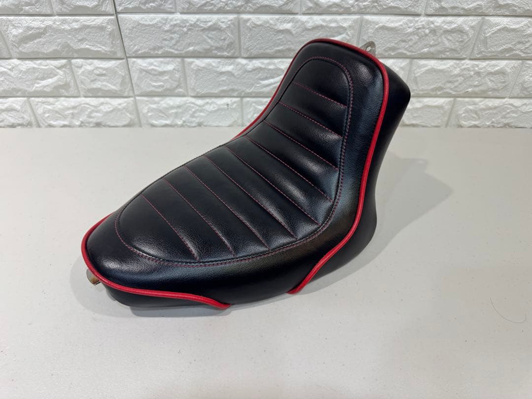 ソフテイル　タックロール　ソロシート　evo ツインカム　TC88 FLST