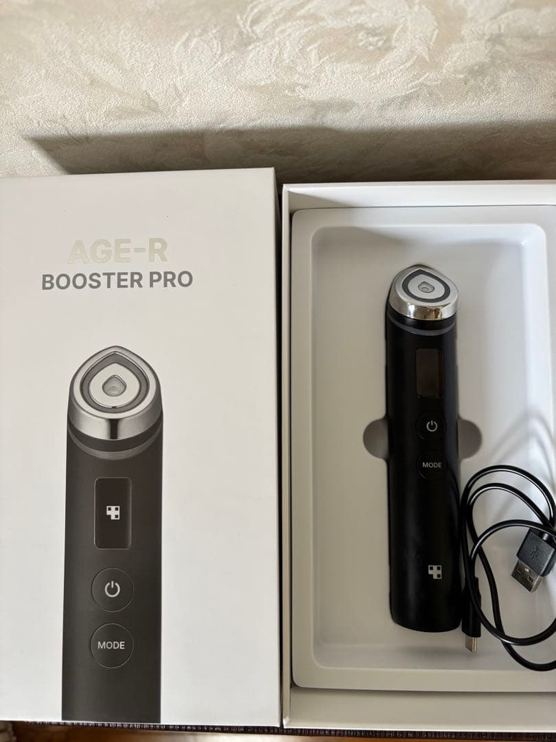 ☆AGE-R BOOSTER PRO 美顔器