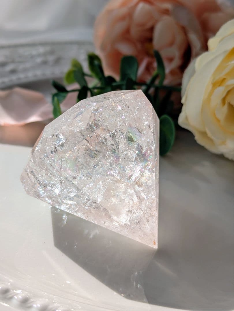 ♡ピンクアゼツライト（通称） ピンククリアクォーツ♡　 ダイヤカット　虹