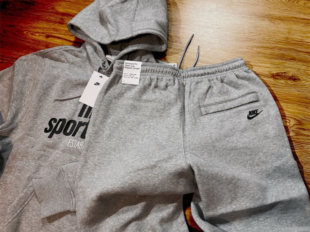 【新品未使用】NIKE セットアップ　フーディ　スエットパンツM グレー