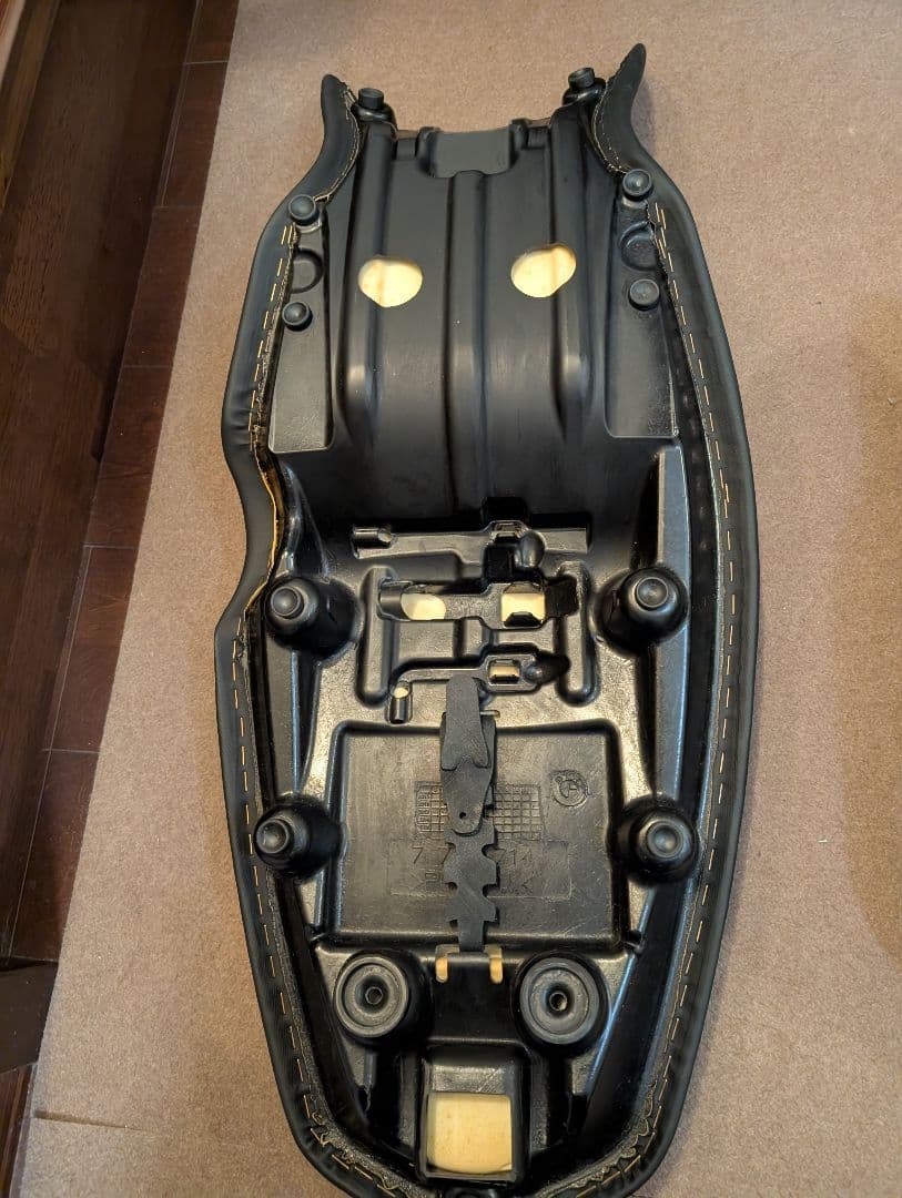 　F８００GT　バイクシート