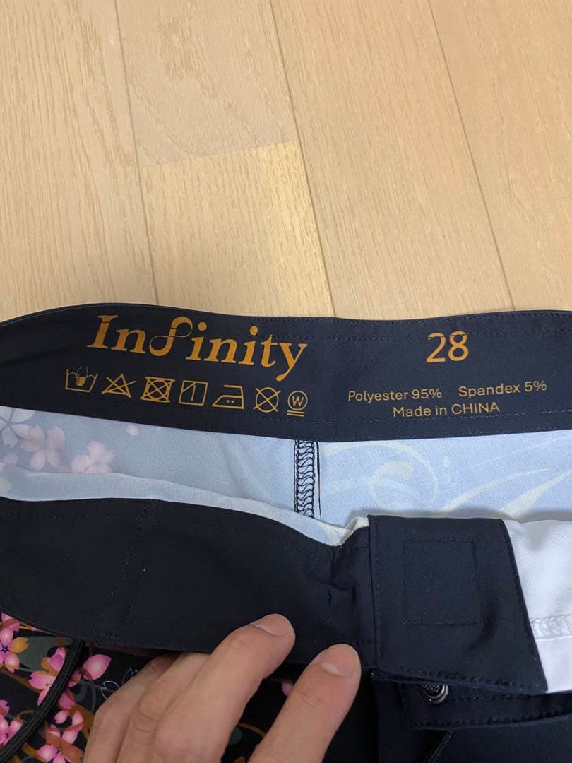 Infinity インフィニティ　ステージショーツ　サーフパンツ28インチ　新品