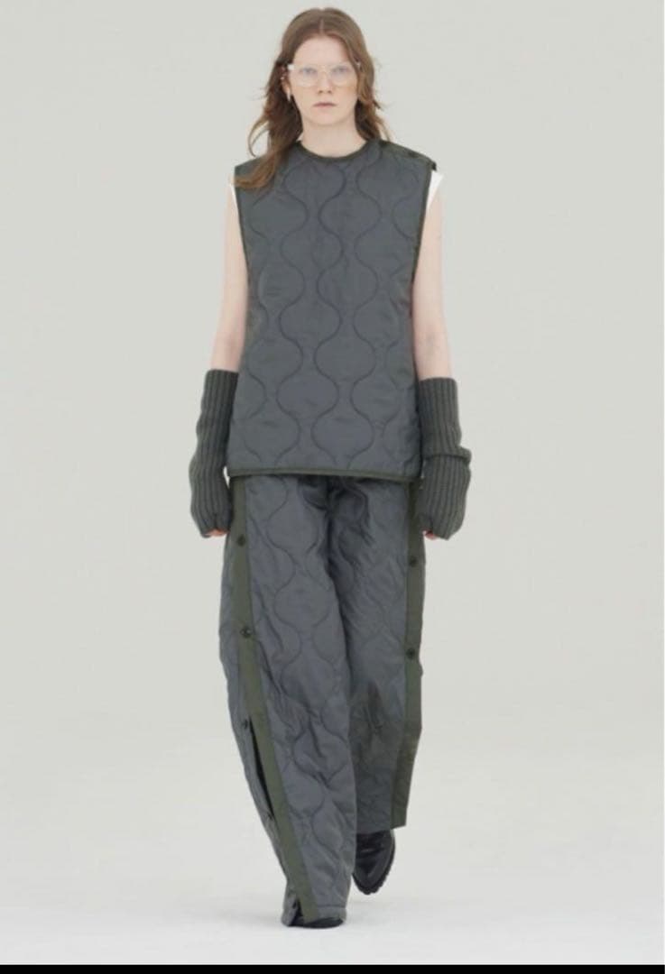 QUILTED VEST / HYKE キルティング　ベスト