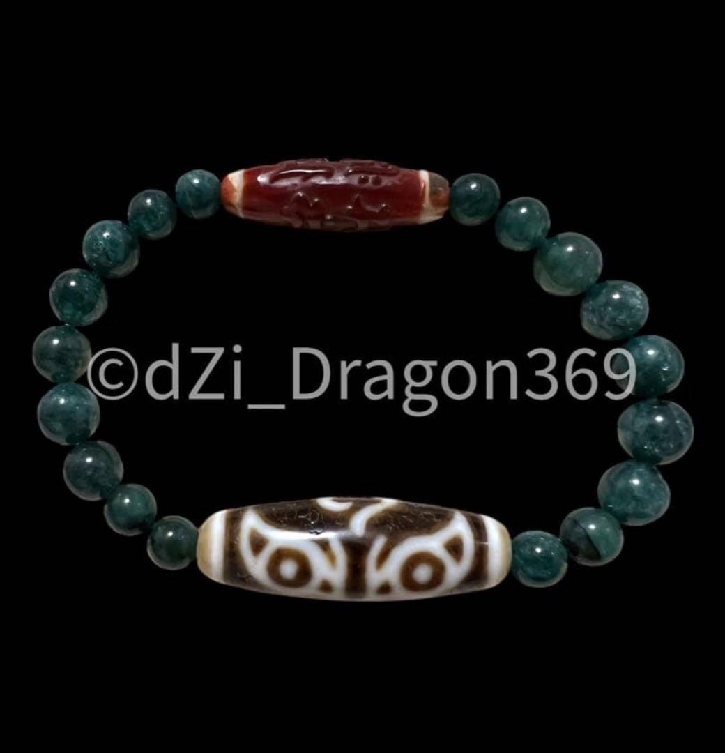 dZi beadsジービーズ 上肯 老礦手工藏伝仏龍眼天珠のブレス