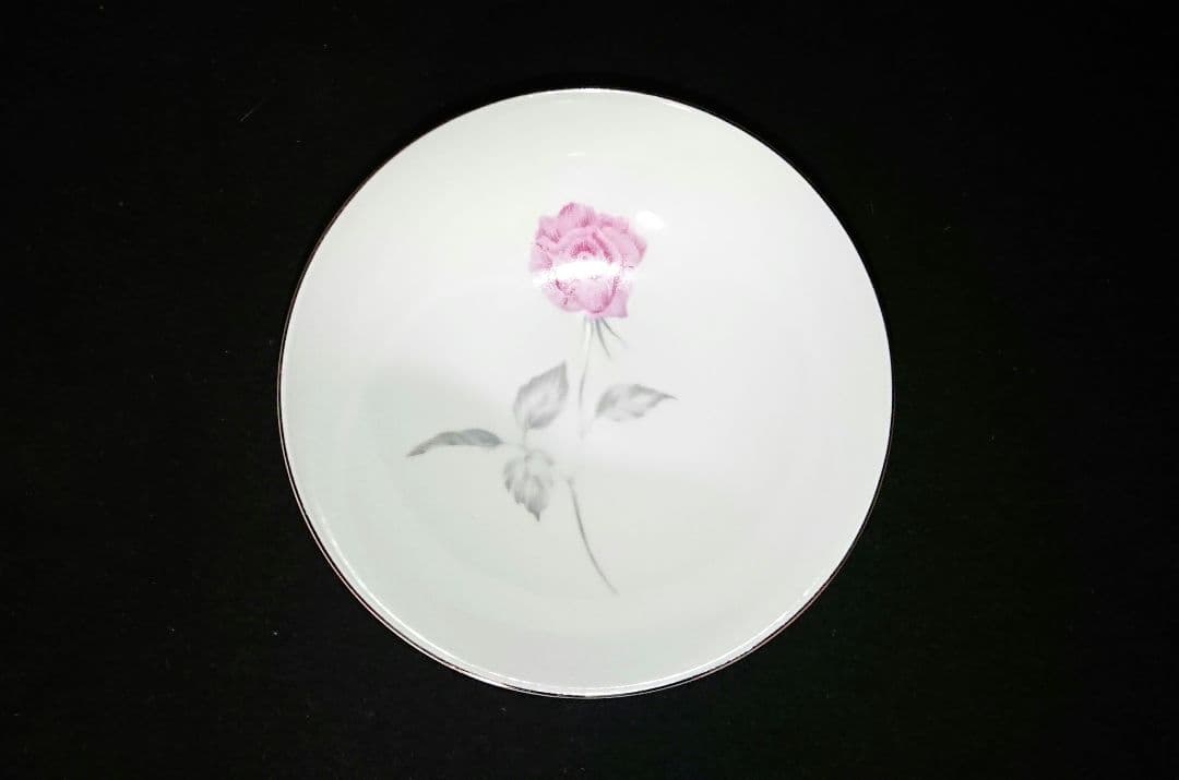 希少 Narumi ナルミチャイナ 薔薇柄食器18点セット+おまけ付 昭和レトロ