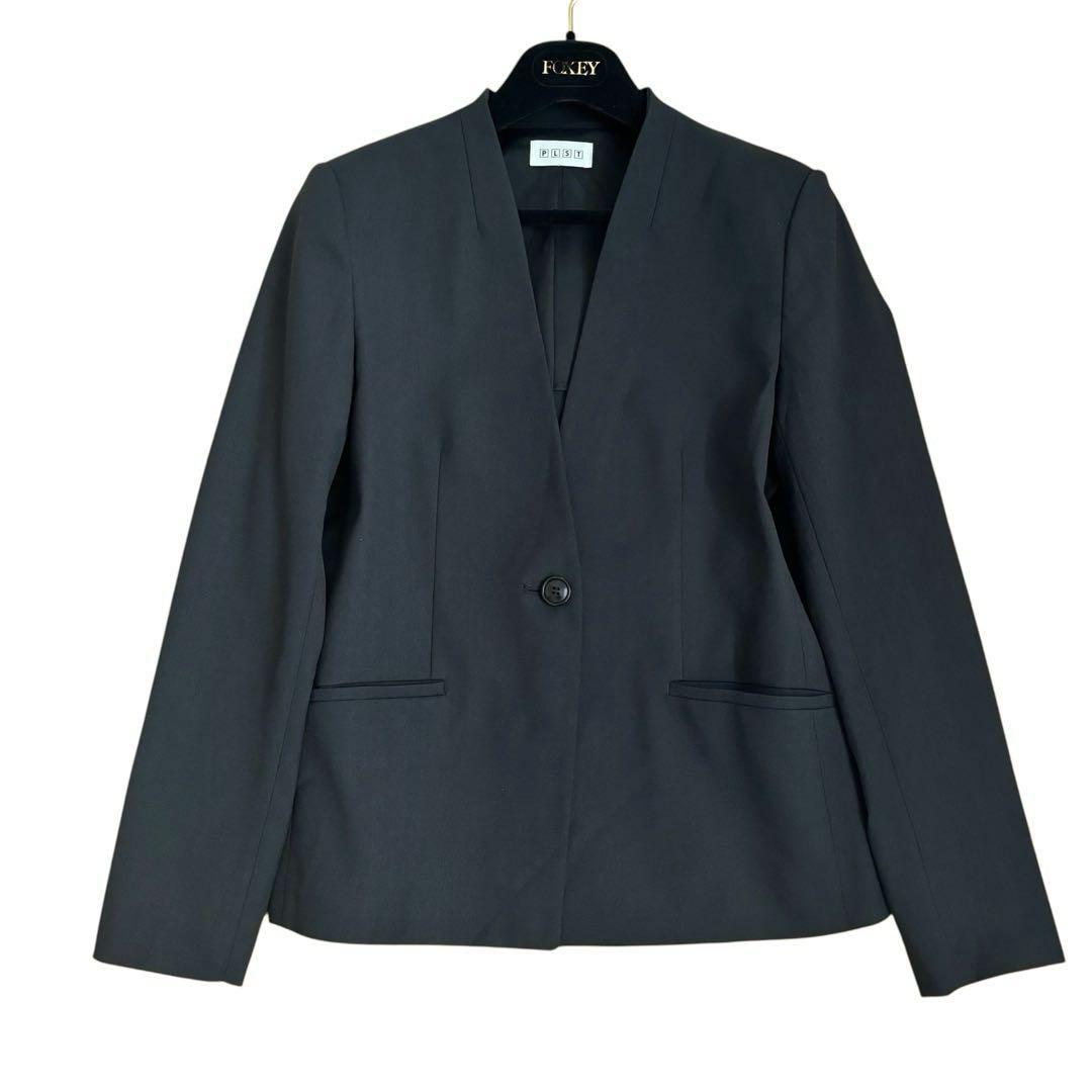 プラステ　パンツスーツ　上下　ノーカラージャケット　セットアップ　背抜き　麻混