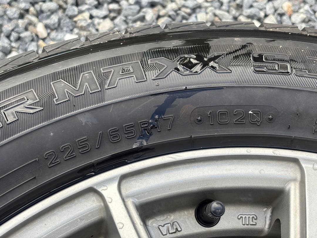 ▼スタッドレス■ダンロップS225/65R17冬用 トヨタ ハリアー■