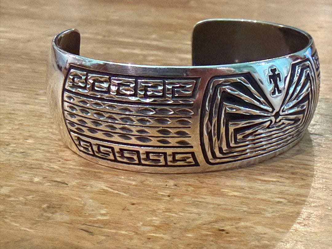 インディアン　ジュエリー　バングル　Man in the Maze HOPI