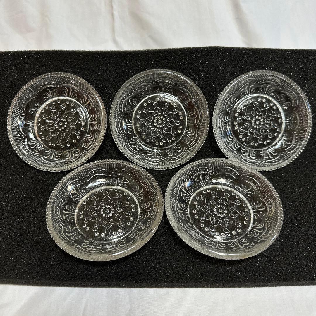 【新品未使用品】【新品未使用品】アンティーク　明治〜昭和ガラスの小皿5枚セット