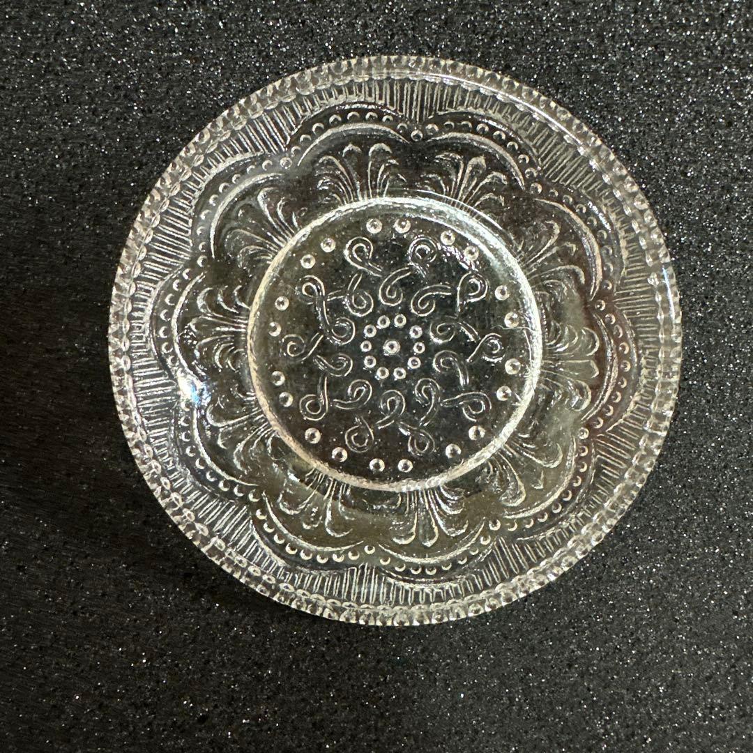 【新品未使用品】【新品未使用品】アンティーク　明治〜昭和ガラスの小皿5枚セット