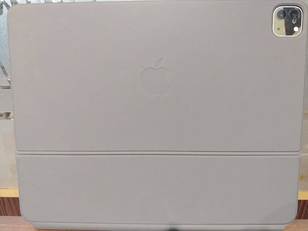 【第6世代】iPad Pro　12.9インチ　Wi-Fiモデル