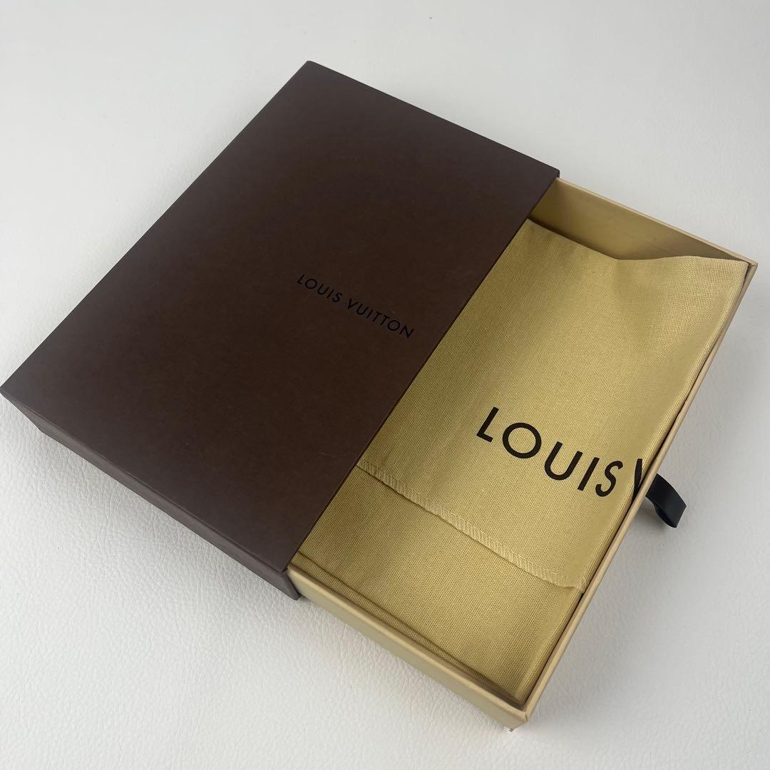 美品✨ LOUIS VUITTON ルイヴィトン 折り財布 エピ ブラック 黒