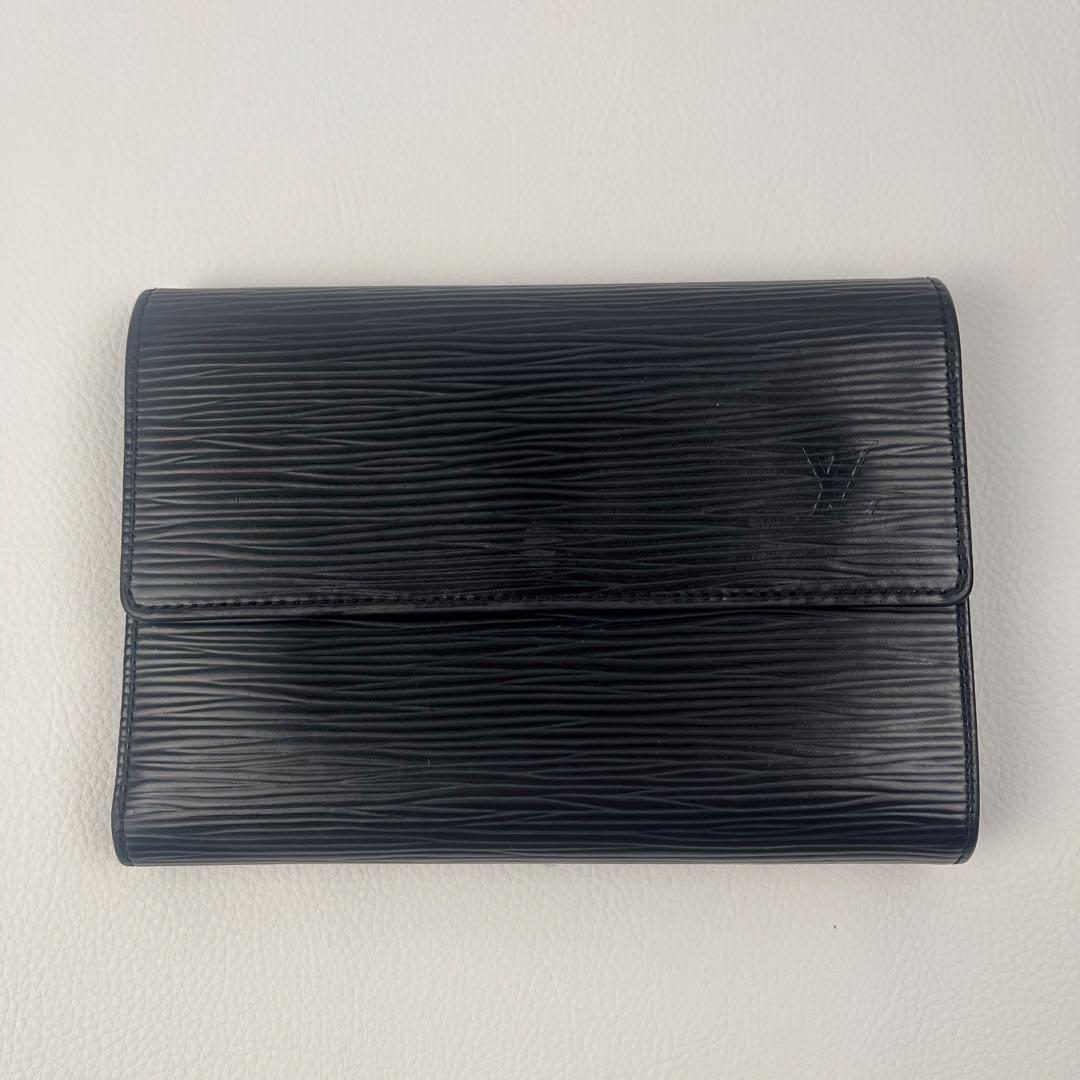 美品✨ LOUIS VUITTON ルイヴィトン 折り財布 エピ ブラック 黒