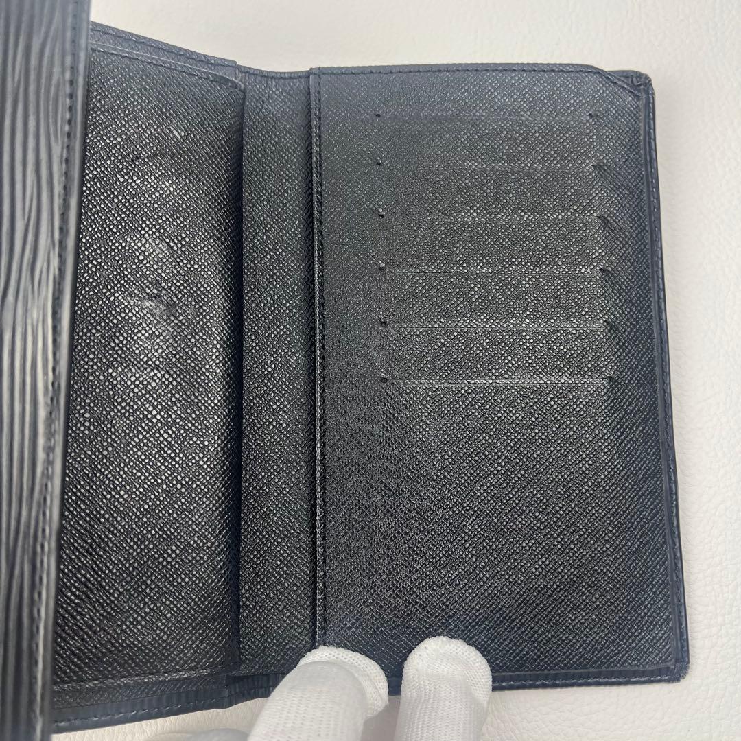 美品✨ LOUIS VUITTON ルイヴィトン 折り財布 エピ ブラック 黒