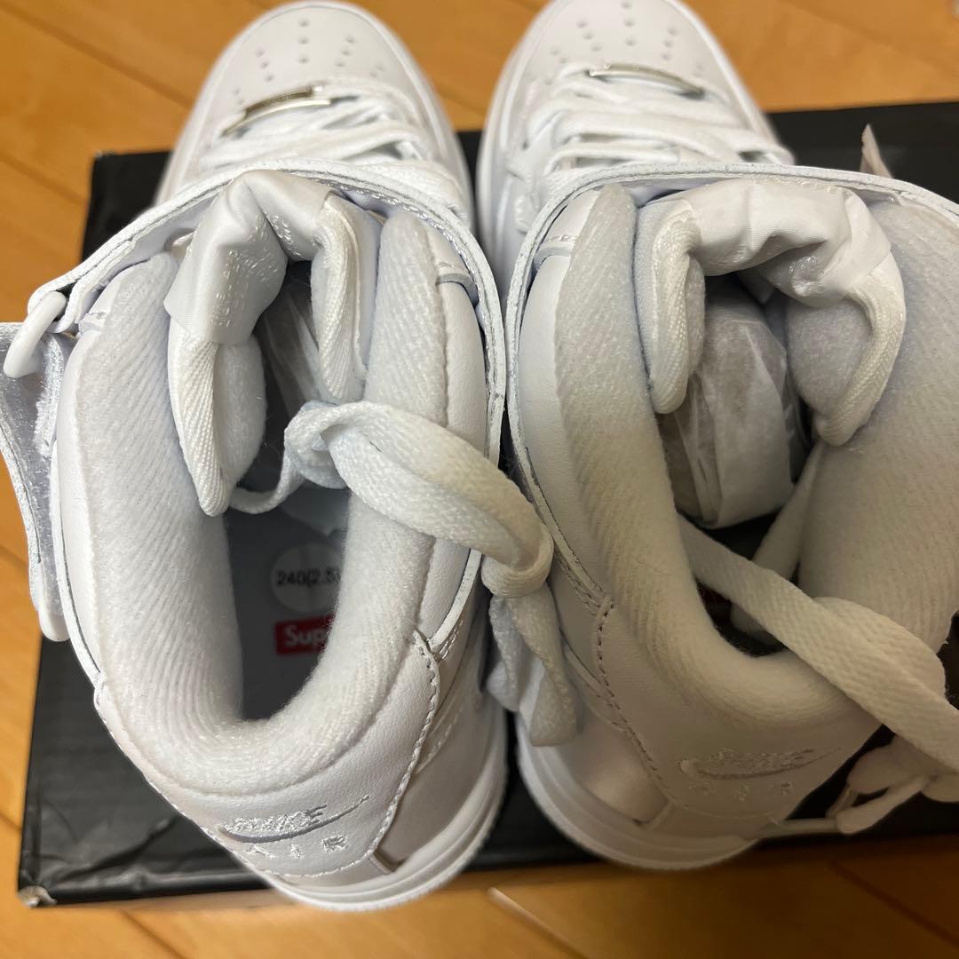Nike Air Force 1 Supreme mid ホワイト