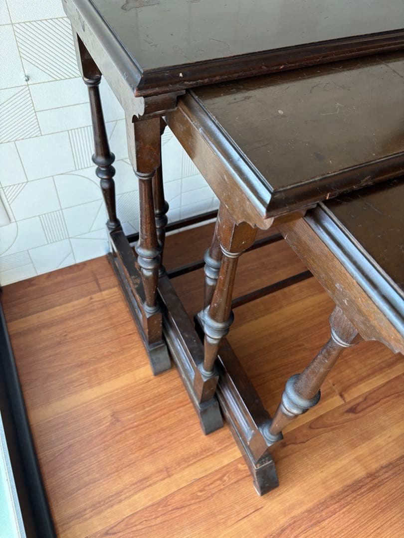 イ*ン様 アンティーク　ネストテーブル