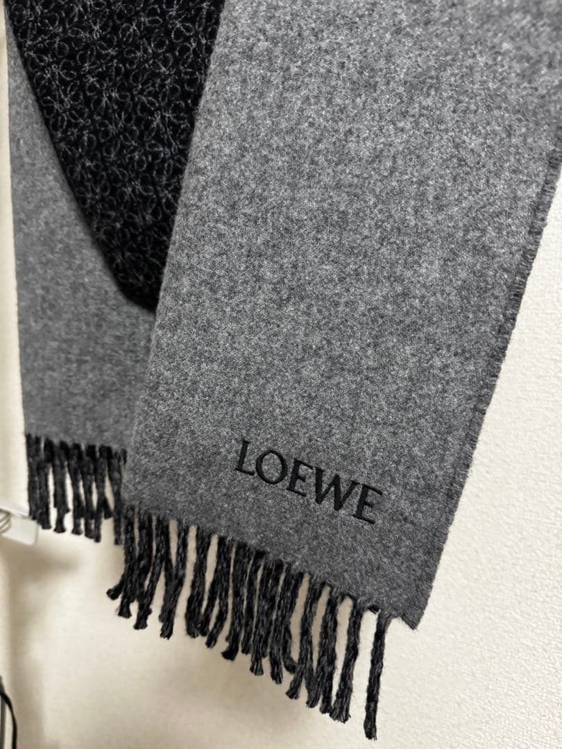 【美品☆】LOEWEマフラー