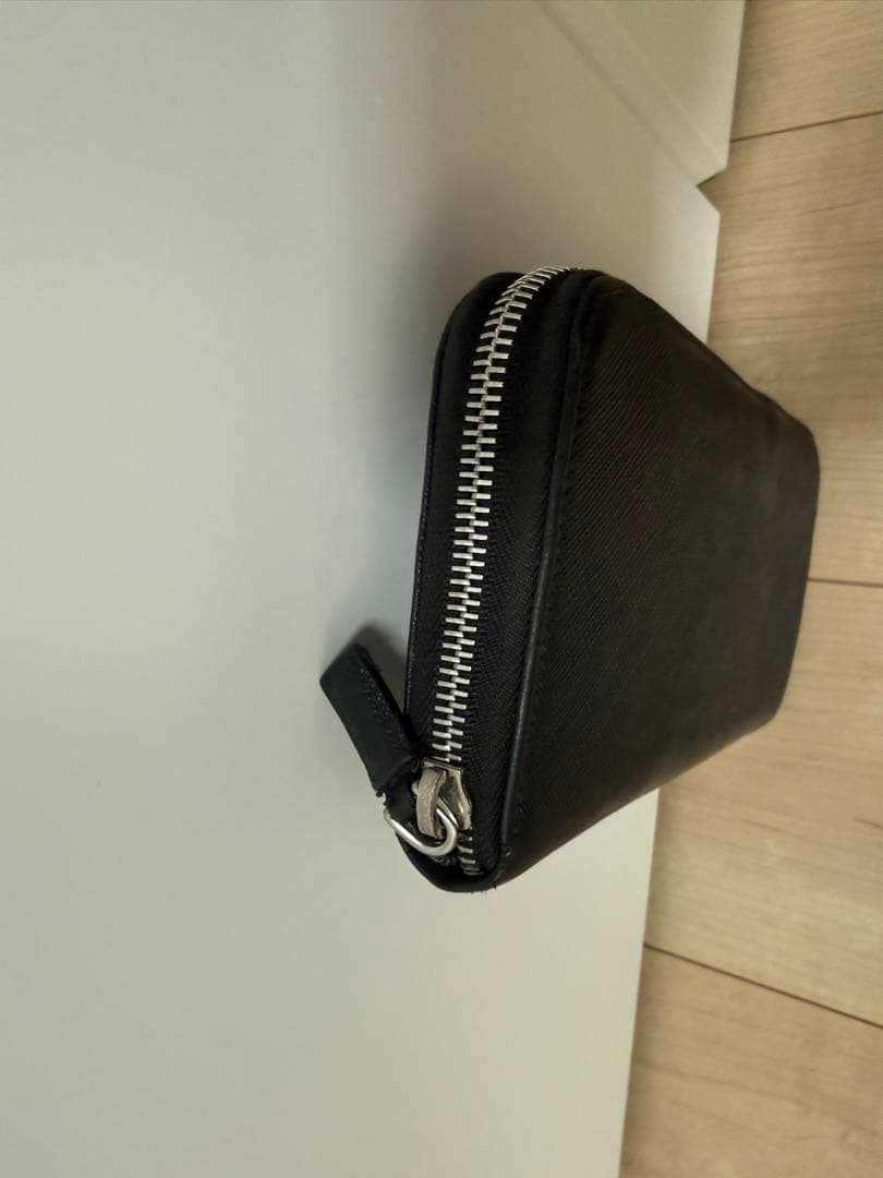 PRADA レザー 長財布