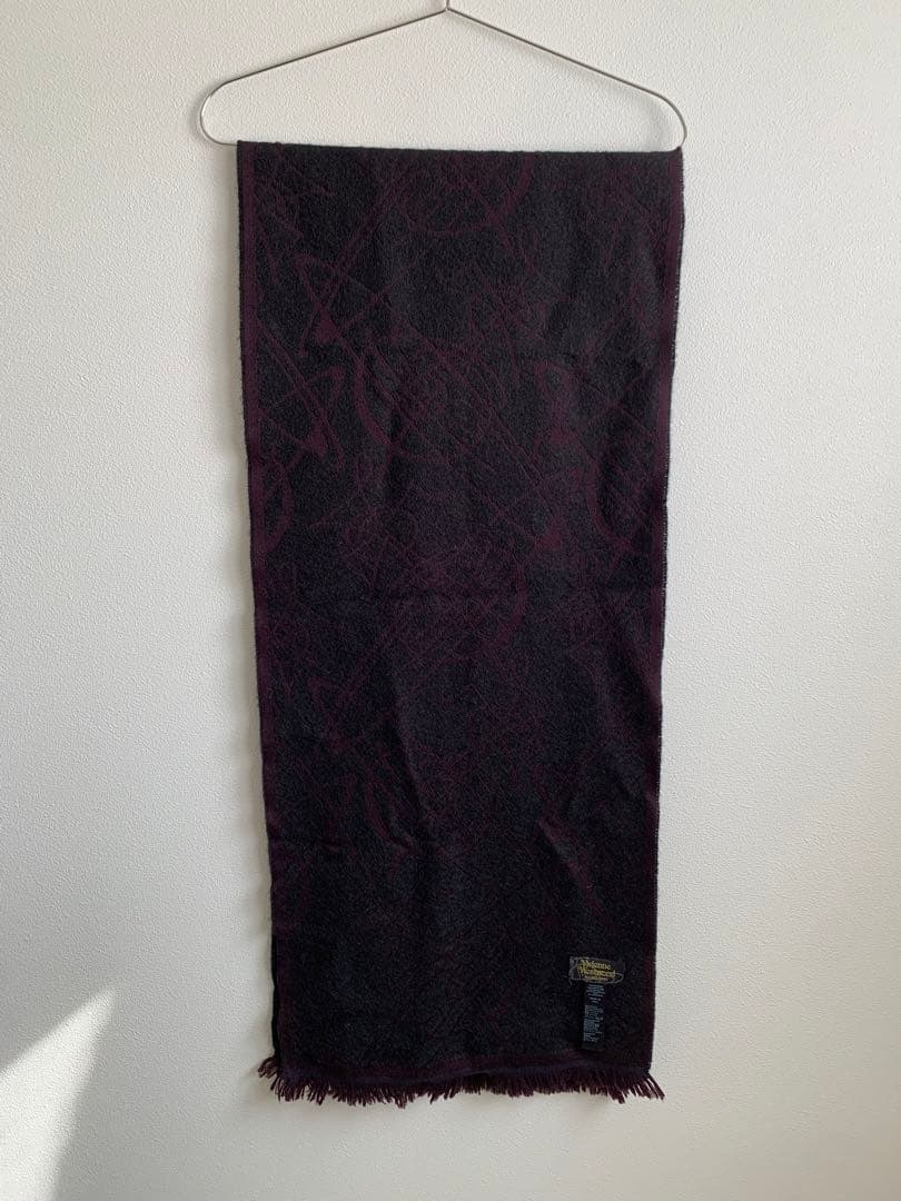 Vivienne Westwood マフラー 黒とワインレッド