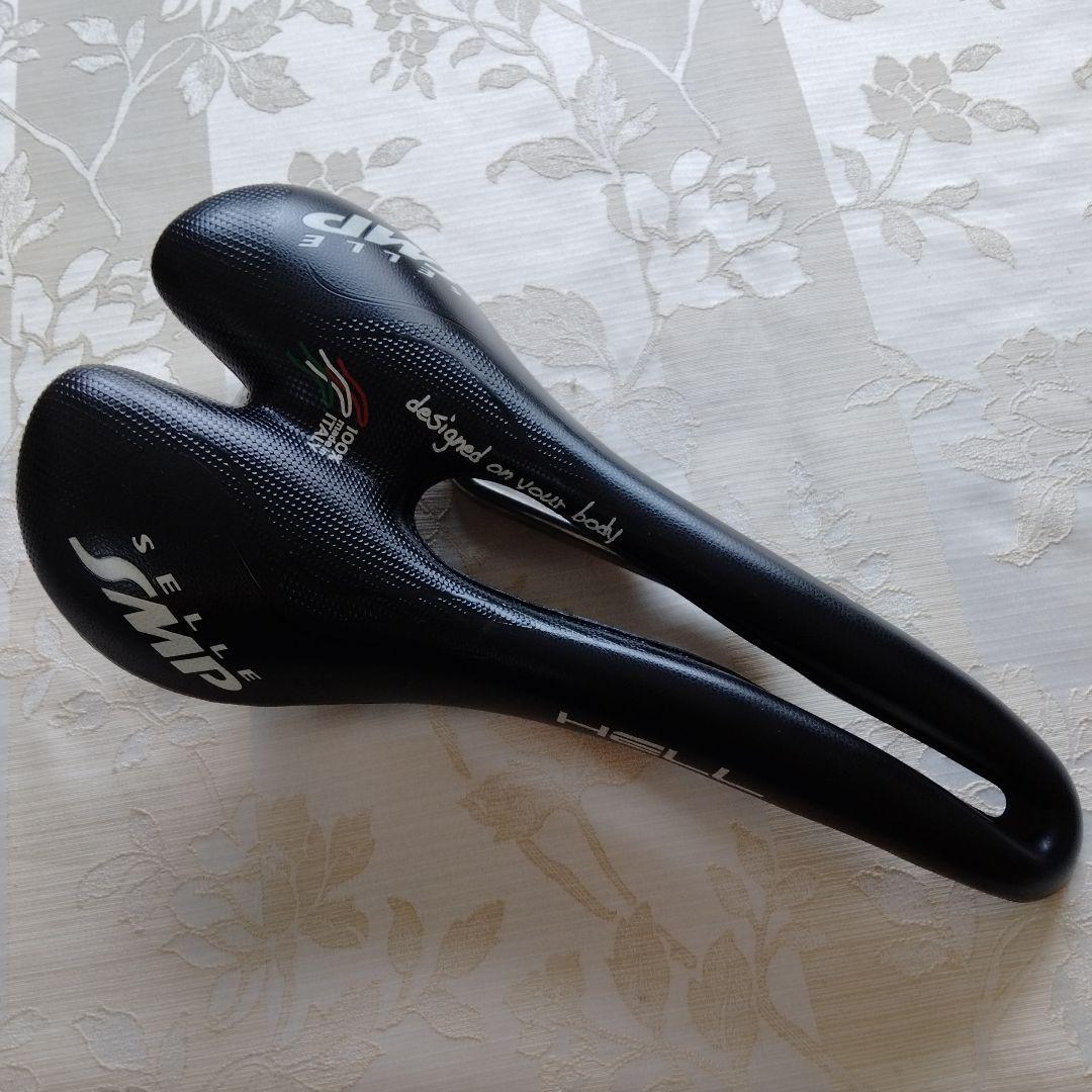 Selle SMP hell サドル　自転車　ロードバイク　イタリア