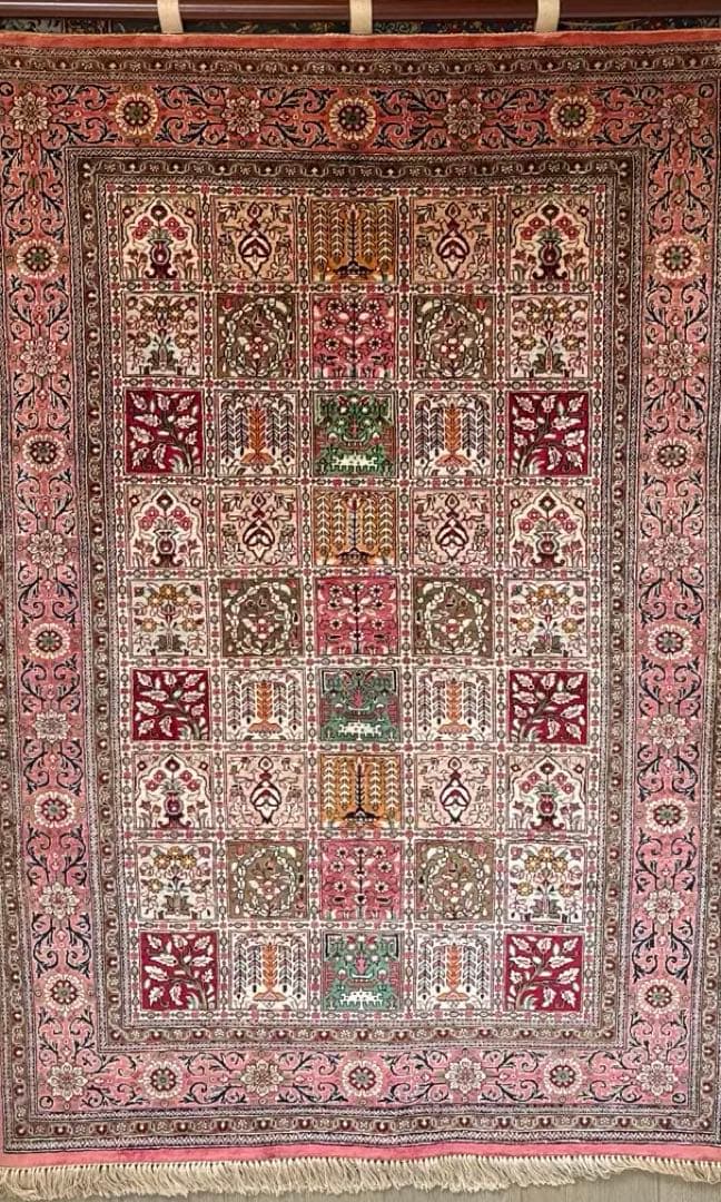 ペルシャ絨毯　クムシルク　80cm×120cm