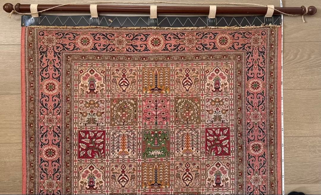 ペルシャ絨毯　クムシルク　80cm×120cm