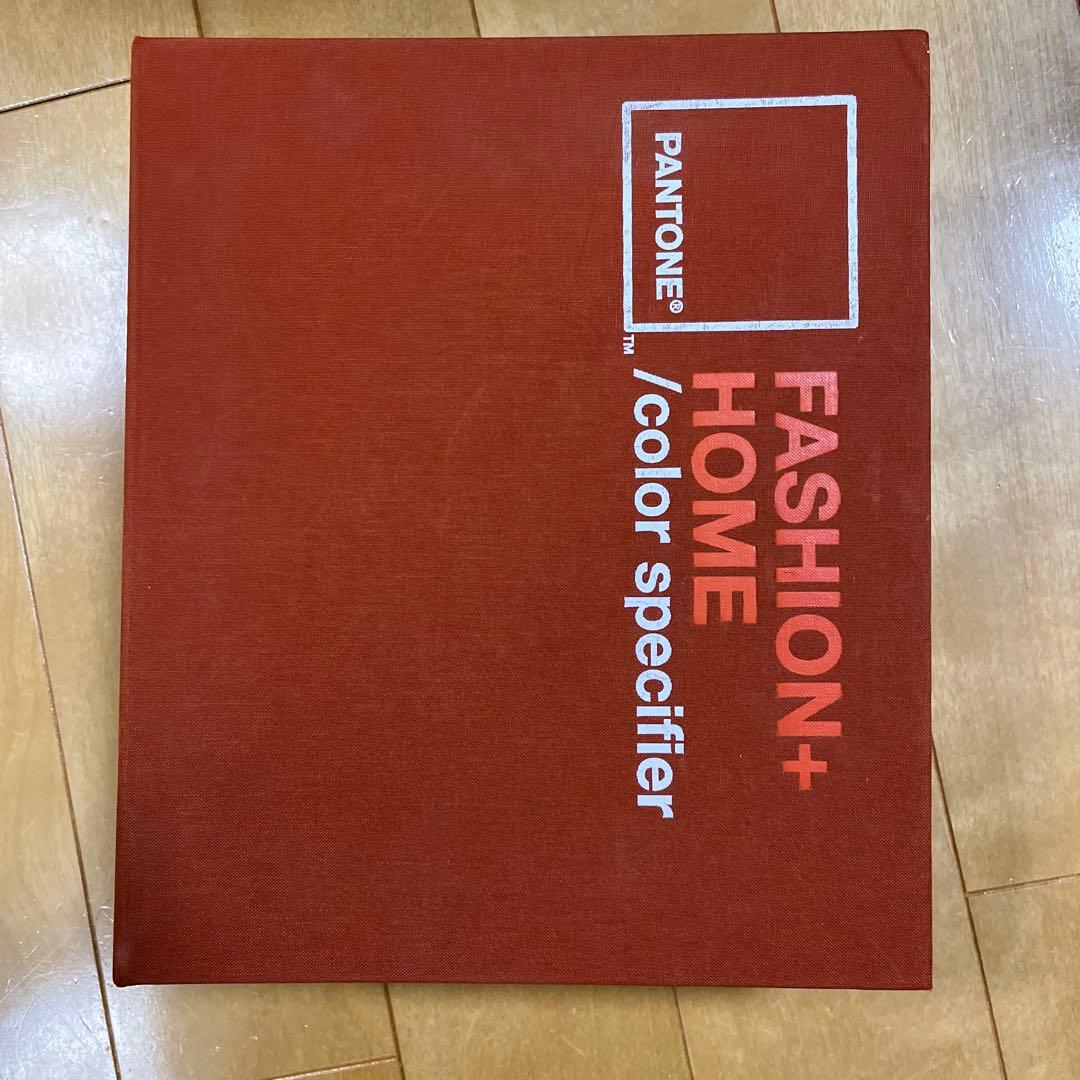 【Kiji】PANTONE FASHION+ 