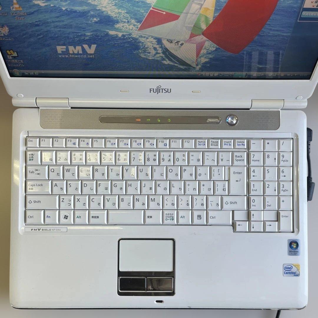 ★格安美品★WindowsVista★富士通15.6型スタイリッシュノートPC★