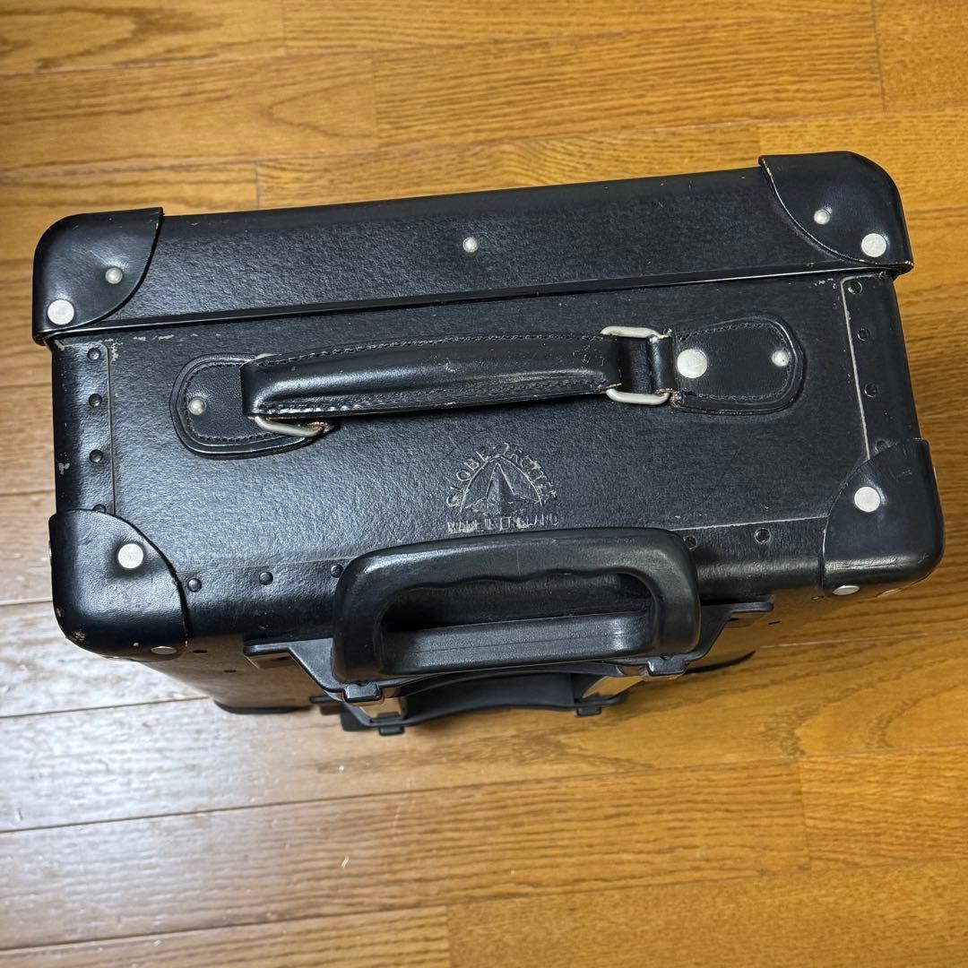 グローブトロッター　スーツケース　イーリーキシモト